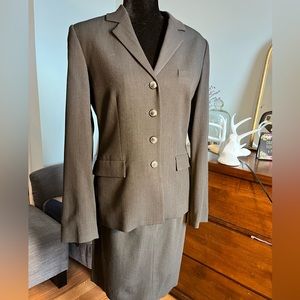 Mexx Skirt Suit - size 8